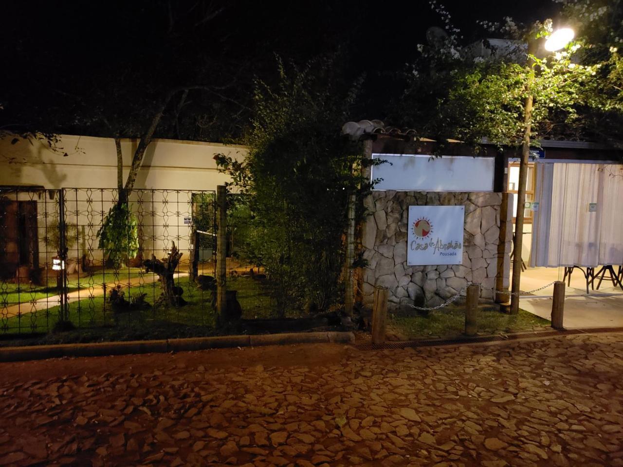 Pousada Casa De Abrahao Brumadinho Exterior foto